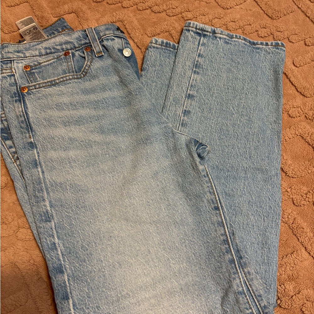 Levi’s Wedgie Straight